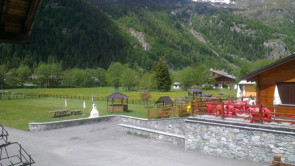 Margherita Camping & Resort Грессоне-Сен-Жан Экстерьер фото
