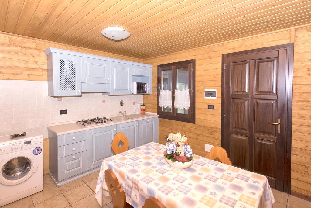 Margherita Camping & Resort Грессоне-Сен-Жан Номер фото
