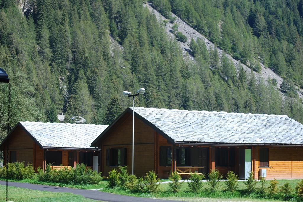 Margherita Camping & Resort Грессоне-Сен-Жан Экстерьер фото